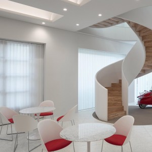 Silla Cila cojín patín Arper. Diseño moderno para interiores.