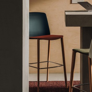 Taburete Mixu Madera Arper. Taburetes modernos de diseño ideal para contrac.