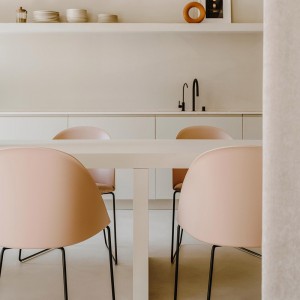 Silla Cila cojín patín Arper. Diseño moderno para interiores.