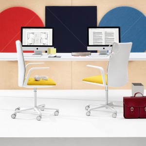 Silla Kinesit Ruedas Arper. Sillas giratorias con ruedas de oficina.