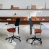 Silla Planesit Arper. Sillas giratorias con ruedas de oficina.