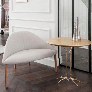 Butaca Colina M madera Arper. Muebles modernos. Butacas para salones.
