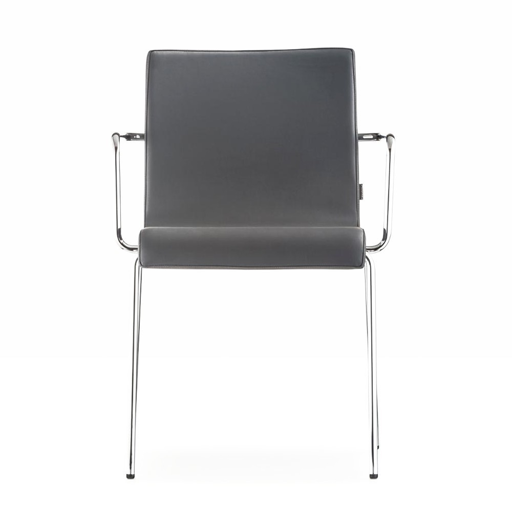 Sillón Kuadra XL 2484/2494 de Pedrali. Sillas de diseño. Sillas tapizada en tela.