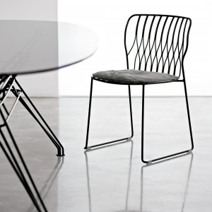 Silla Freak de Bontempi. Sillas de diseño contemporáneo para salón o comedor.