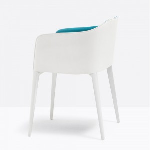 Sillón Laja 885 de Pedrali. Sillas de diseño. Sillas tapizadas modernas.