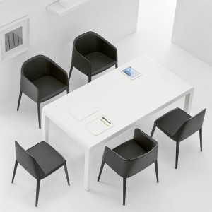 Sillón Laja 885 de Pedrali. Sillas de diseño. Sillas tapizadas modernas.