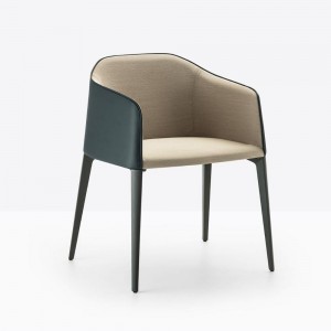 Sillón Laja 885 de Pedrali. Sillas de diseño. Sillas tapizadas modernas.