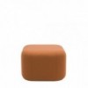Puff Pix Cubo Outdoor Arper. Diseño tapizado ideal para exteriores.