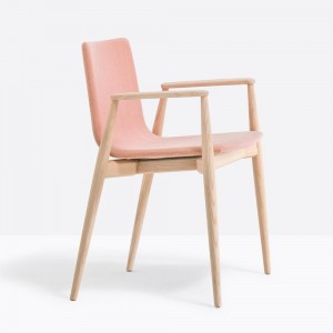 Sillón Malmo 396 de Pedrali. Sillas de diseño. Sillas tapizadas contract.