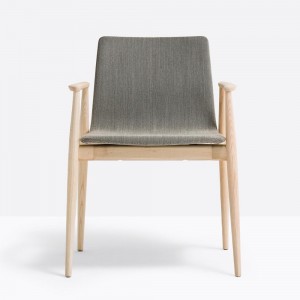 Sillón Malmo 396 de Pedrali. Sillas de diseño. Sillas tapizadas contract.