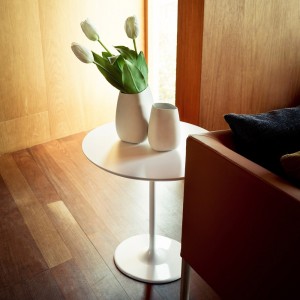 Mesa Auxiliar Dizzie Laminado Arper. Muebles para hogar y contract de diseño.