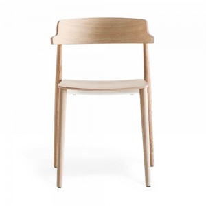 Sillón Nemea 2825 de Pedrali. Sillas de diseño. Sillas de madera moderna.