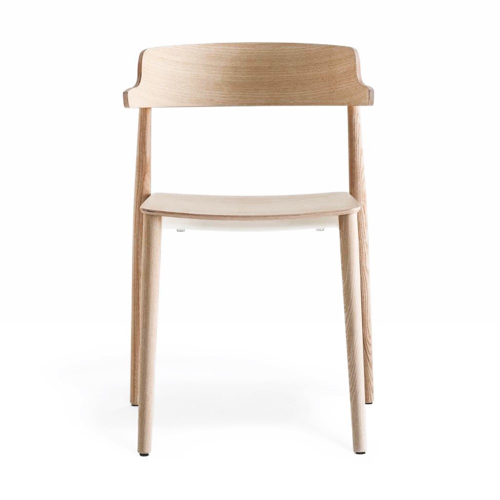 Sillón Nemea 2825 de Pedrali. Sillas de diseño. Sillas de madera moderna.