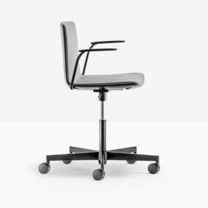 Sillón Noa 728 de Pedrali. Sillas de diseño moderno. Sillas de oficina.