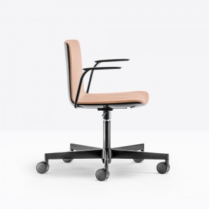 Sillón Noa 728 de Pedrali. Sillas de diseño moderno. Sillas de oficina.