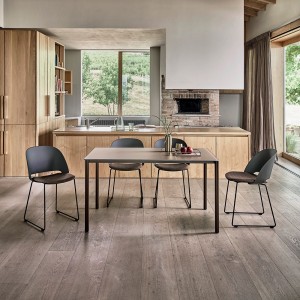 Silla Polo Acero de Bontempi. Sillas para comedor de diseño italiano.