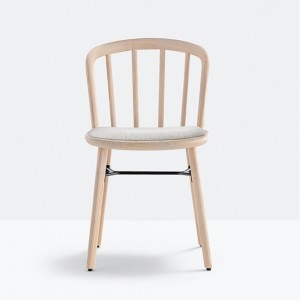 Silla Nym 2831 de Pedrali. Sillas de diseño. Sillas de madera modernas.
