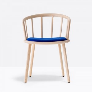 Sillón Nym 2836 de Pedrali. Sillas de diseño. Sillas de madera modernas.