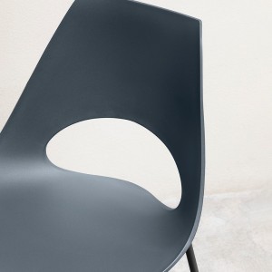 Silla Shark de Bontempi. Sillas modernas de diseño para comedor o cocina.