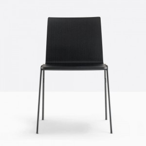 Silla Osaka 5711 de Pedrali. Sillas de diseño. Sillas modernas contract.