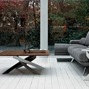Mesa Auxiliar Artístico de Bontempi. Muebles modernos italianos.