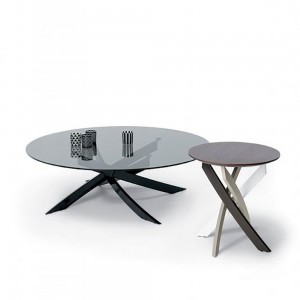 Mesa Auxiliar Artístico Redonda de Bontempi. Muebles modernos italianos.