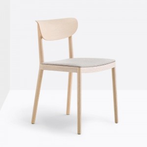 Silla Tivoli 2802/2801 de Pedrali. Sillas de diseño. Sillas tapizadas modernas.