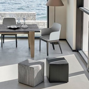 Puf Uchi de Bontempi. Taburetes, butacas y pufs de diseño contemporáneo.