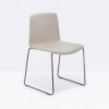 Silla Tweet 897/2 de Pedrali. Sillas tapizadas modernas. Sillas de diseño.