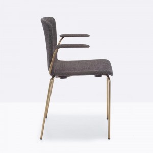 Sillón Tweet 895/2 de Pedrali. Sillas de diseño. Sillas tapizadas modernas.