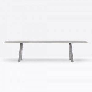Mesa Arki Acero Pedrali  Mesas de diseño. Mesas modernas para hogar y contract.