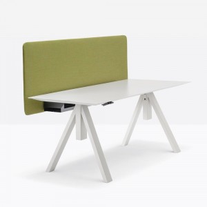 Escritorio Arki Ajustable de Pedrali. Escritorios de diseño modernos de oficinas.