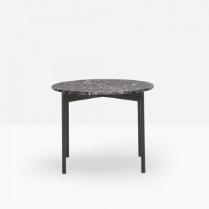 Mesa auxiliar Blume de Pedrali. Mesas de diseño. Mesas auxiliares modernas.