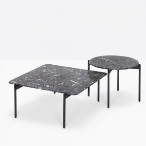 Mesa auxiliar Blume de Pedrali. Mesas de diseño. Mesas auxiliares modernas.
