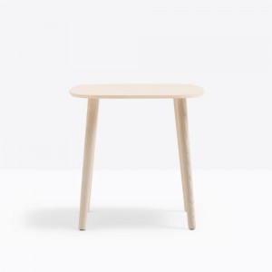 Mesa auxiliar Malmö Madera de Pedrali. Mesas auxiliares de diseño moderns.