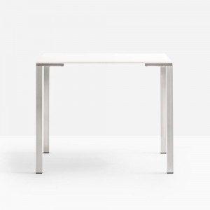 Mesa TG Togo de Pedrali. Mesas de diseño. Mesas modernas de exteriores.