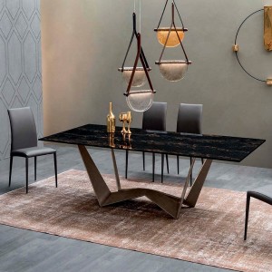 Mesa Reverse Recta de Tonin casa. Muebles modernos de hogar.