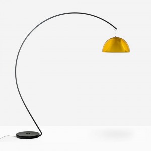 Lámpara arco L002T de Pedrali. Lámparas para living. Lámparas de diseño.