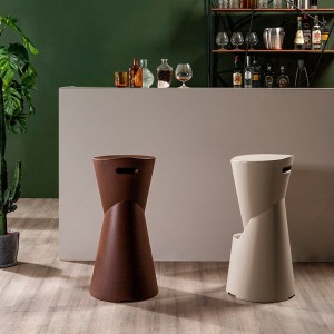 Taburete Batik de Tonin casa. Muebles modernos de hogar.