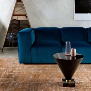 Sofá Astoria de Tonin casa. Muebles modernos de hogar.