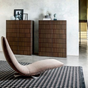 Vitrina Flamingo de Tonin casa. Muebles modernos de hogar.