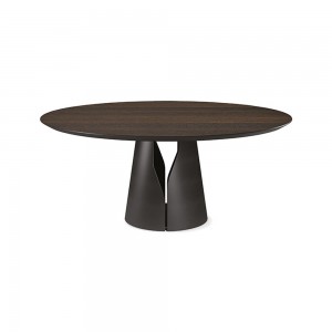 Mesa Giano de Cattelan Italia. Muebles modernos italianos. Mesas de diseño.