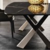 Mesa Mad Max Keramik de Cattelan Italia con diseño moderno y sobre de cerámica.