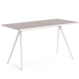 Mesa Baguette Fenix Magis. Mesa de diseño moderno para oficinas y estudios.