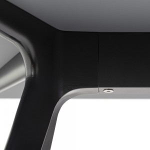 Mesa Baguette Fenix Magis. Mesa de diseño moderno para oficinas y estudios.
