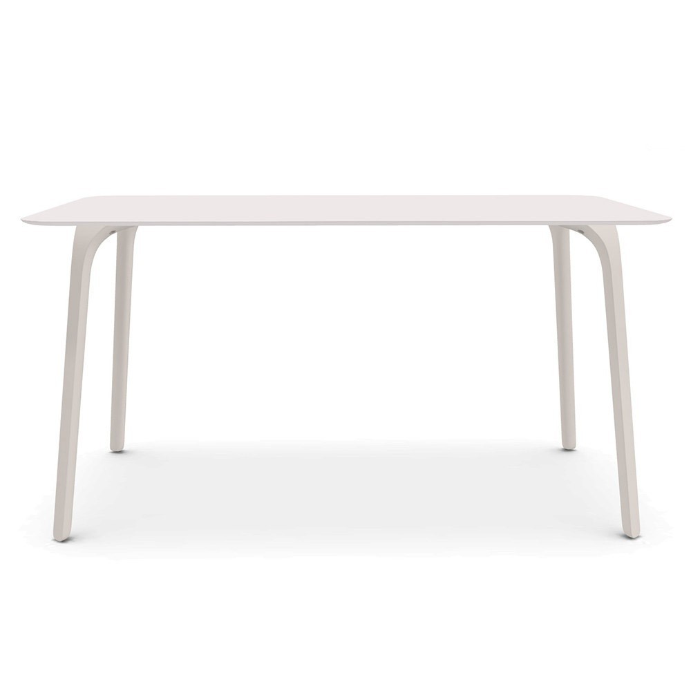 Mesa First rectangular Magis. Muebles y complementos de diseño exterior.