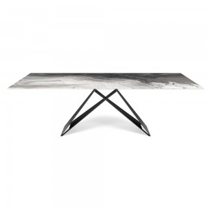 Mesa Premier CrystalArt de Cattelan Italia. Mobiliario de diseño moderno.