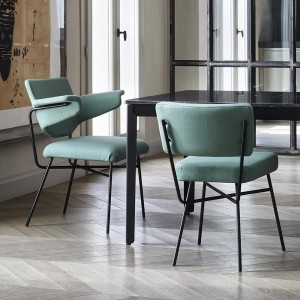 Silla Neptunia de Arflex. Sillas y butacas de diseño italiano.