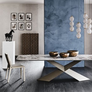 Mesa Tyron Keramik de Cattelan Italia. Mesas de comedor de diseño italiano.