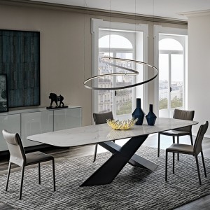 Mesa Tyron Keramik de Cattelan Italia. Mesas de comedor de diseño italiano.